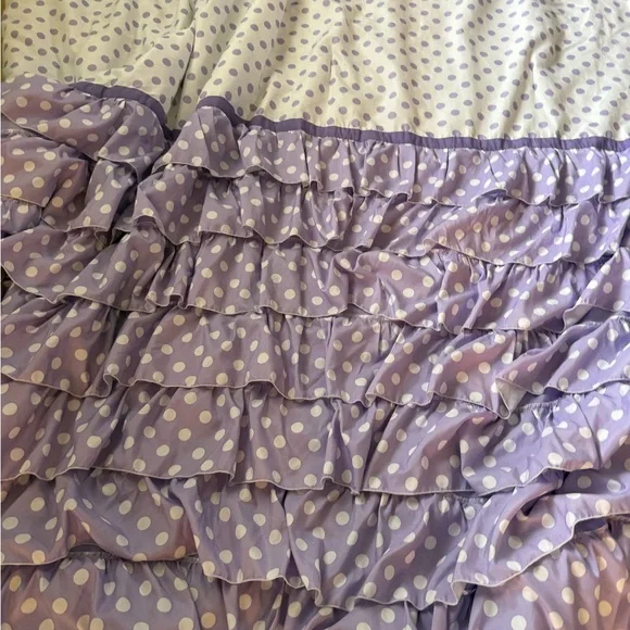 Purple and white polka dot ruffle thick full size  blanket comforter - Picture 2 of 6